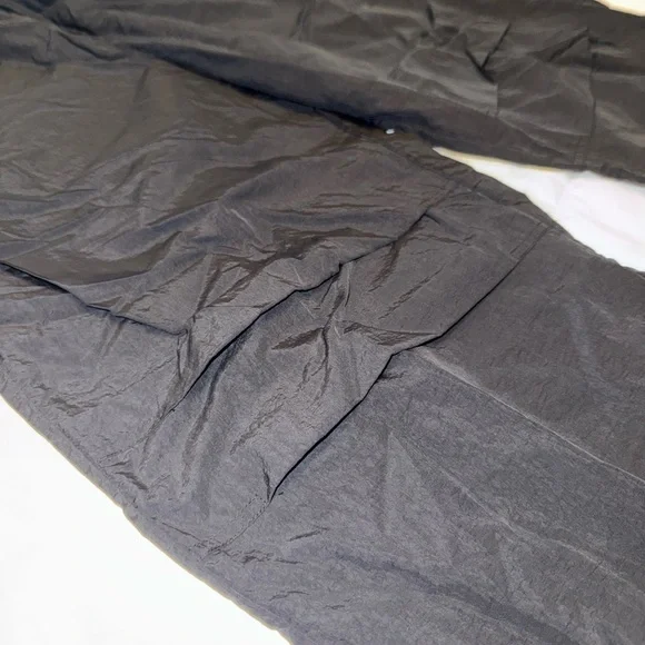 Fabletics Woven Crinkle Pant sz L NEW! - Picture 4 of 12